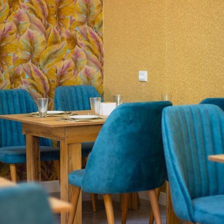 Rich Hotel Turkistan Екстер'єр фото